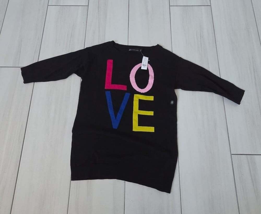 New York & Company LOVE Sweater Size S Black Multi Graphic
